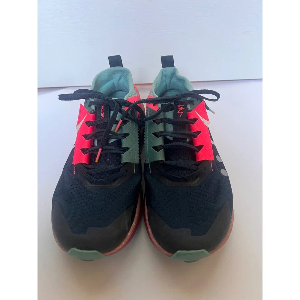 Nike Zegama 2 Trail Running Shoes Mens 11 Black Bright Mandarin FD5190-400